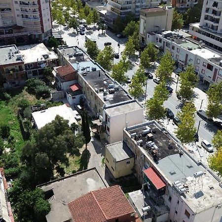 2 Kitarat Bb Bed & Breakfast Vlore Bagian luar foto