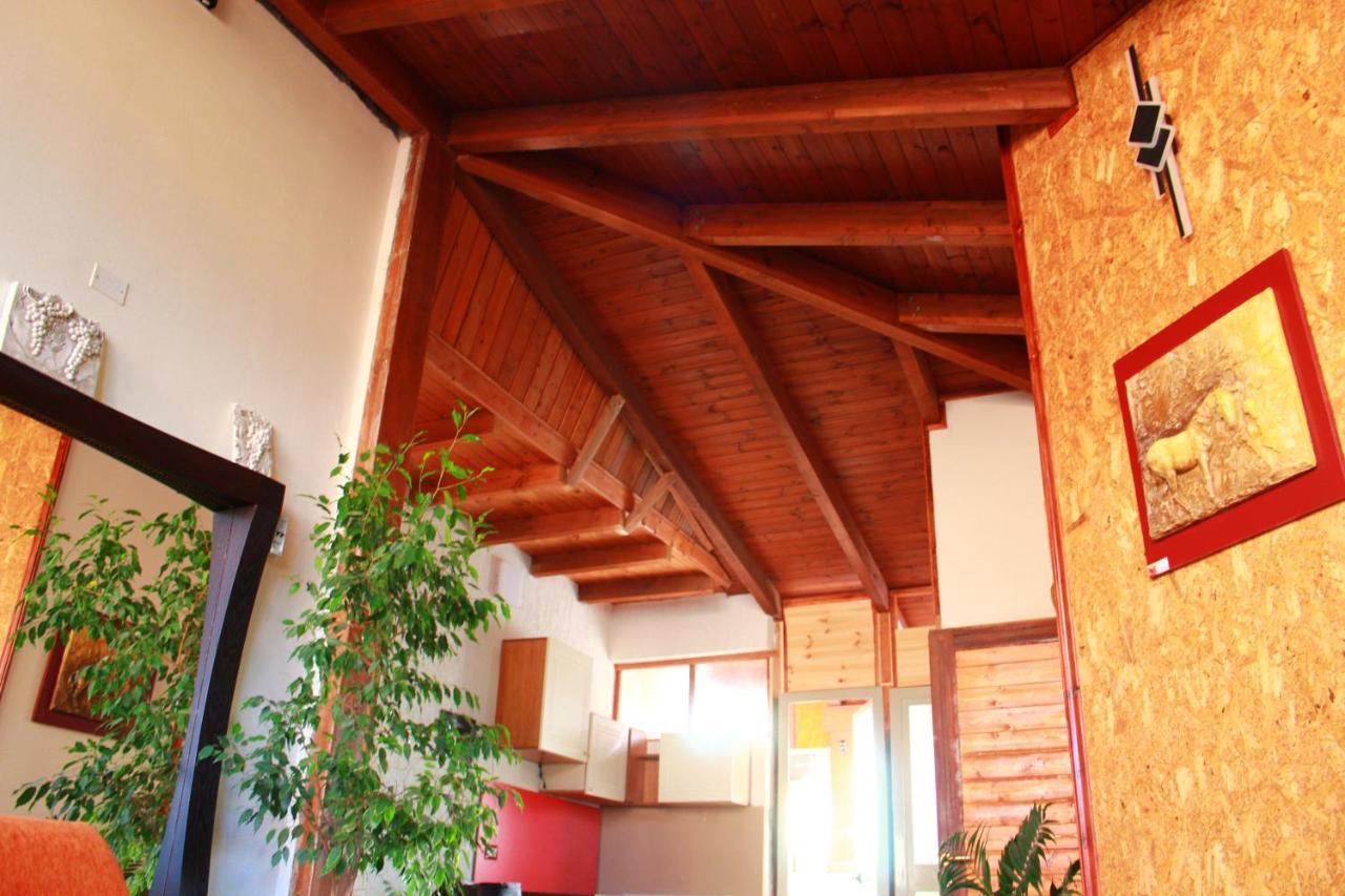 2 Kitarat Bb Bed & Breakfast Vlore Bagian luar foto